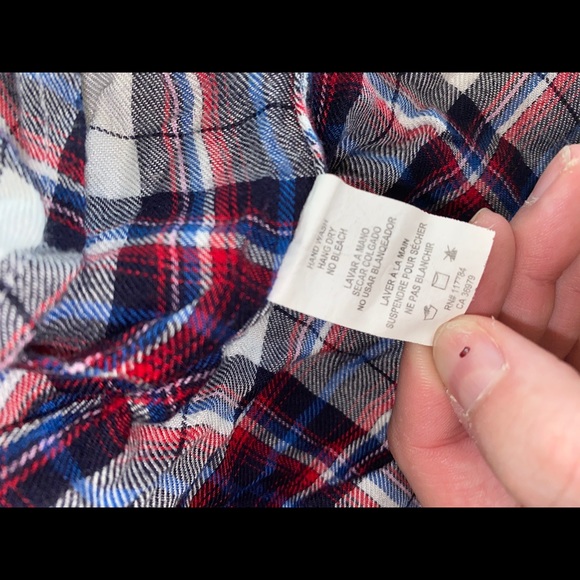 Rails Plaid Flannel button down (L) - Picture 4 of 6